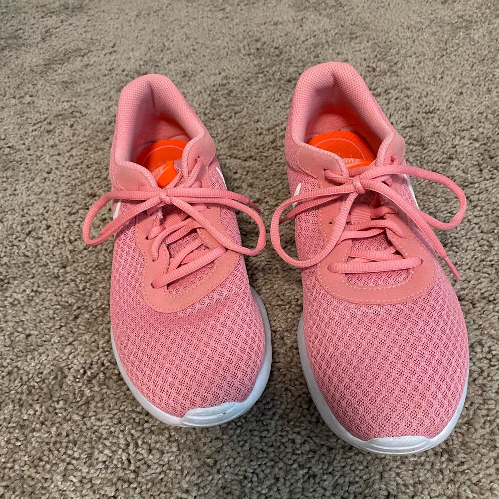Women Roshe Nike